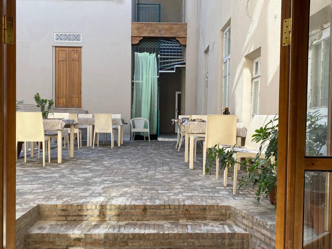 Mahbubakhon Guest House In Old City Buchara Exterior foto